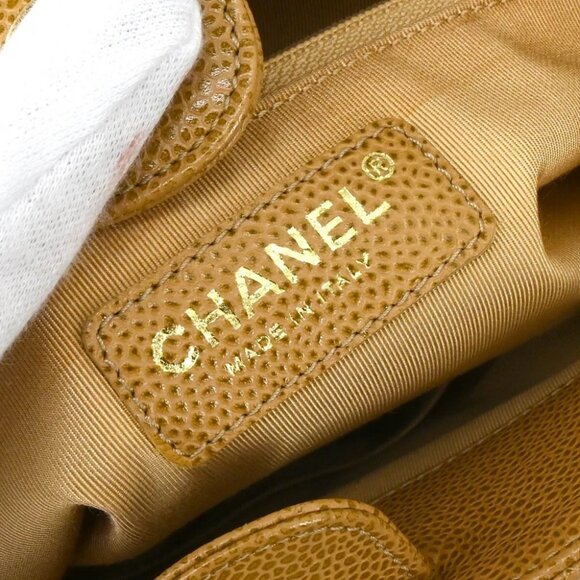 Chanel Beige Calfskin Petite Shopping Tote PST Chain Handbag 185152 - Picture 10 of 11